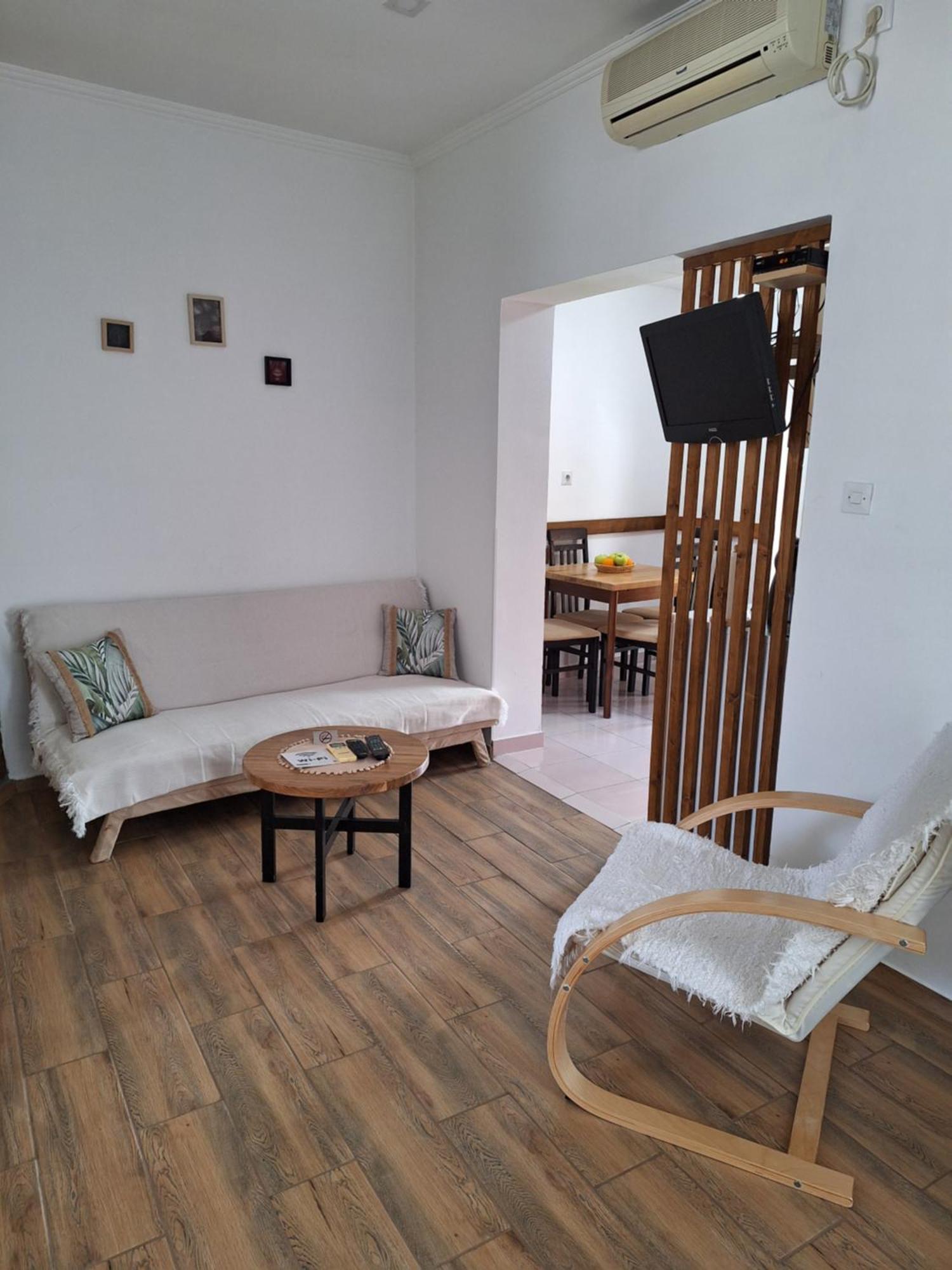 Dora Apartman Karlóca Kültér fotó